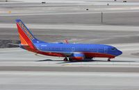 N220WN @ KLAS - Boeing 737-700 - by Mark Pasqualino