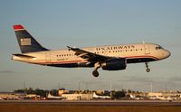 N825AW @ MIA - US Airways A319