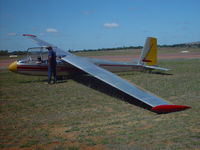 VH-GIY @ YHCT - Charters Towers 2005 - by mnube