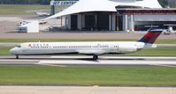 N904DE @ TPA - Delta