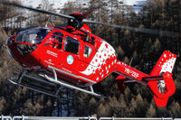 HB-ZEF @ LSEZ - The Star of the Stars in the Air Zermatt Fleet returns from another mission that day - a big Thank You to the crew, letting me photograph on the full helipad.