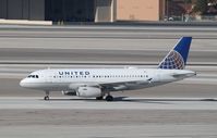 N825UA @ KLAS - Airbus A319