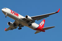PT-MSV @ EGLL - Boeing 767-316ER [40593] (TAM Airlines) Home~G 20/09/2013. On approach 27R.