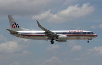 N940AN @ MIA - American - by Florida Metal
