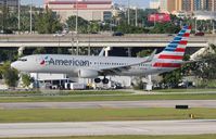 N945NN @ FLL - American