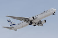 4X-EAK @ CYYZ - Departing Toronto Pearson - by BlindedByTheFlash