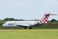 EI-EXA @ LFRB - Boeing 717-2BL, Take off run rwy 25L, Brest-Bretagne Airport (LFRB-BES) - by Yves-Q