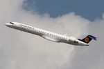 D-ACKJ @ LOWW - Lufthansa CRJ900