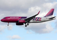 F-WWDY @ LFBO - C/n 6489 - To be HA-LYL - by Shunn311