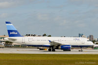 N521JB @ FLL - Ft. Lauderdale - by Alex Feldstein