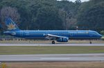 VN-A331 @ WSSS - Vietnam A321 using its reverse to slow down. - by FerryPNL