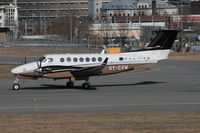 OY-CVW @ BMA - Lining up runway 30. - by Anders Nilsson