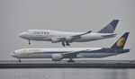 N179UA @ KSFO - Landing at SFO - by Todd Royer