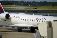 N867AS @ KATL - taxi Atlanta - by Ronald Barker