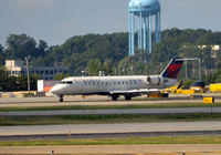 N919EV @ KATL - Landing Atlanta - by Ronald Barker