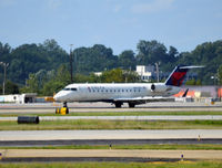 N937EV @ KATL - Landing Atlanta - by Ronald Barker