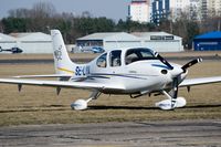 SE-LYN @ EPBC - Standing on the apron. - by Eric Strzala