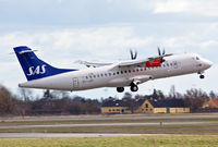 OY-JZE @ EKCH - Copenhagen Kastrup 30.3.15 - by leo larsen