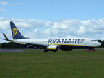 EI-DHE @ EGPH - RYR6655 arrives at EDI