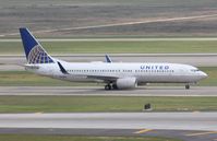 N54241 @ KIAH - Boeing 737-800