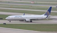 N77430 @ KIAH - Boeing 737-900ER