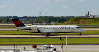 N8938A @ KATL - Taxi Atlanta - by Ronald Barker