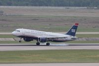 N117UW @ KIAH - Airbus A320 - by Mark Pasqualino