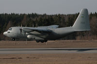 84004 @ ARN - Landing runway 26 from Halmstad. - by Anders Nilsson
