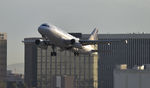 N801UA @ KLAX - Departing LAX on 25R - by Todd Royer