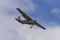 C-GCBL @ CYXX - Landing - by Guy Pambrun