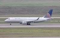 N87319 @ KIAH - ERJ 170-200 LR