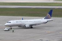 N88310 @ KIAH - ERJ 170-200 LR