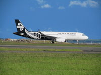 ZK-OXI @ NZAA - on runway - by magnaman