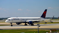 N555NW @ KATL - Taxi Atlanta - by Ronald Barker