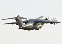 ZM400 @ EKCH - Copenhagen Kastrup 22.4.15 - by leo larsen