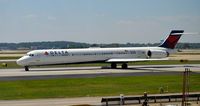 N913DN @ KATL - Taxi Atlanta - by Ronald Barker