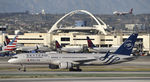 N722TW @ KLAX - Taxiing to gate at LAX - by Todd Royer