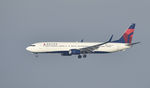 N830DN @ KSFO - Landing at SFO - by Todd Royer