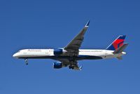 N553NW @ KLAS - Delta, is landing at Las Vegas Int'l(KLAS) - by A. Gendorf