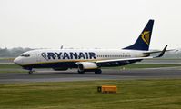 EI-FIH @ EGCC - taxing in to go onto its stand/gate after landing on runway 23R - by andy-man-egcc