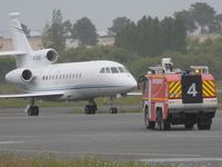 N215EF @ LFBD - JAS72 Palm Beach Intl (KPBI) to Rome Ciampino (LIRA)
stop technique at BOD - by Jean Goubet-FRENCHSKY