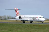 EI-FBJ @ LFRB - Boeing 717-200, Taxiing to holding point rwy 25L, Brest-Bretagne airport (LFRB-BES) - by Yves-Q