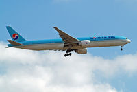 HL8275 @ EGLL - Boeing 777-3B5ER [37651] (Korean Air) Home~G 15/07/2014. On approach 27L. - by Ray Barber