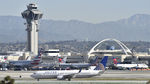 N77525 @ KLAX - Taxiing to gate at LAX - by Todd Royer