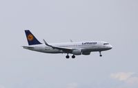 D-AIUA @ EDDF - Airbus A320