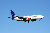 SE-RJX @ EKCH - SE-RJX about to land rw 22L - by Erik Oxtorp
