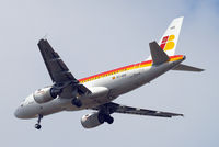 EC-KBX @ EGLL - Airbus A319-111 [3078] (Iberia) Home~G 10/05/2015. On approach 27R. - by Ray Barber
