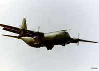 XV290 @ EGQL - Short finals to land at rwy 09 at RAF Leuchars - by Clive Pattle