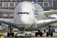 D-AIMI @ EDDF - at fra - by Volker Hilpert
