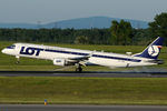SP-LNB @ VIE - LOT - Polish Airlines - by Chris Jilli